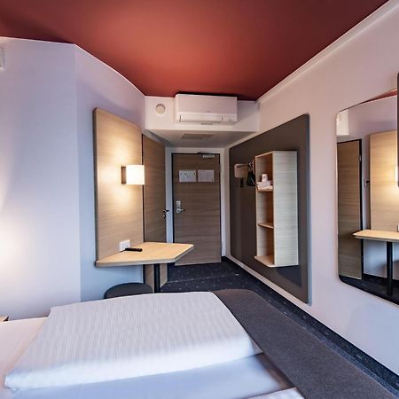 B&B Hotel Muenchen-Messe Aschheim Esterno foto