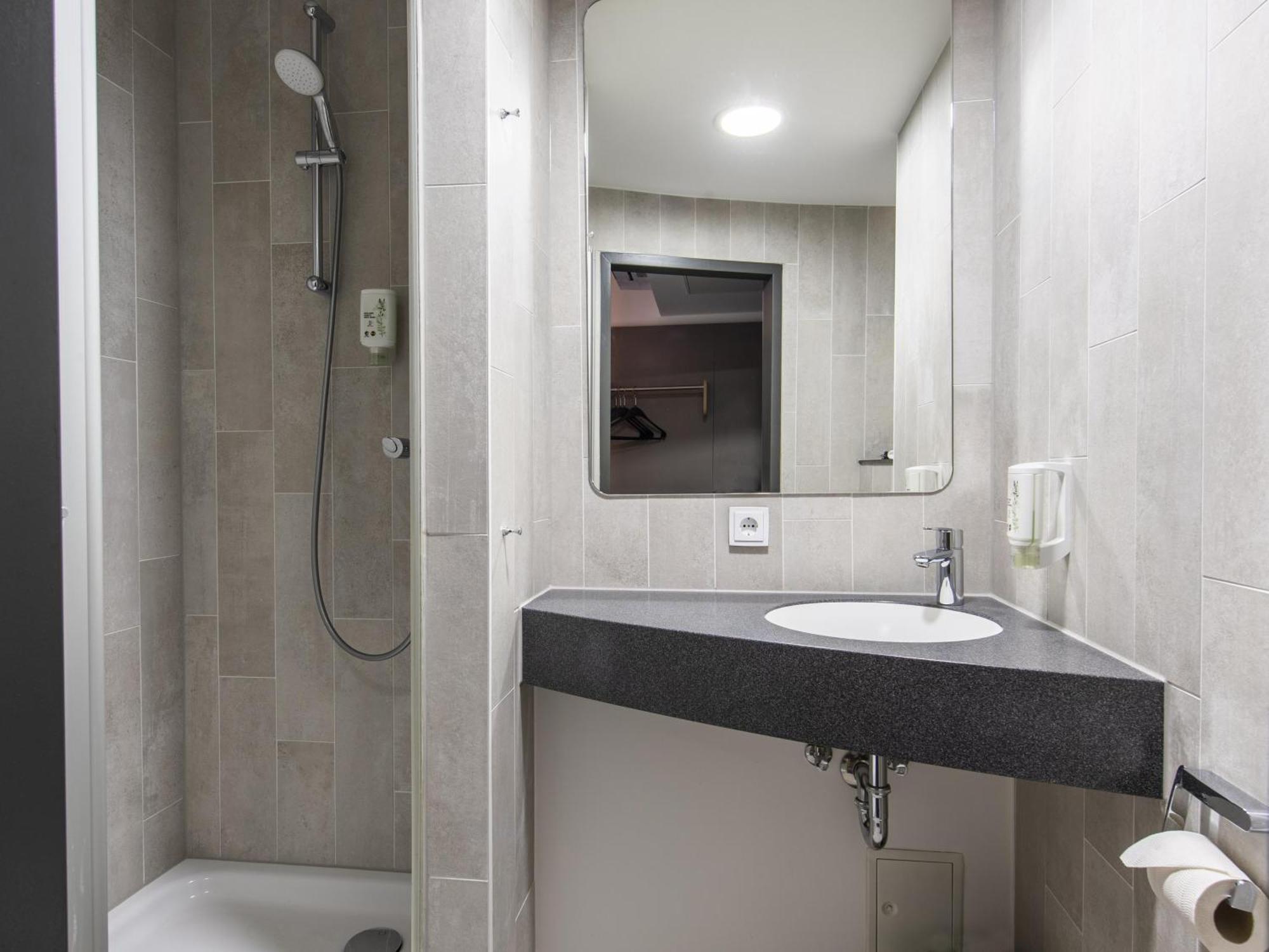 B&B Hotel Muenchen-Messe Aschheim Esterno foto