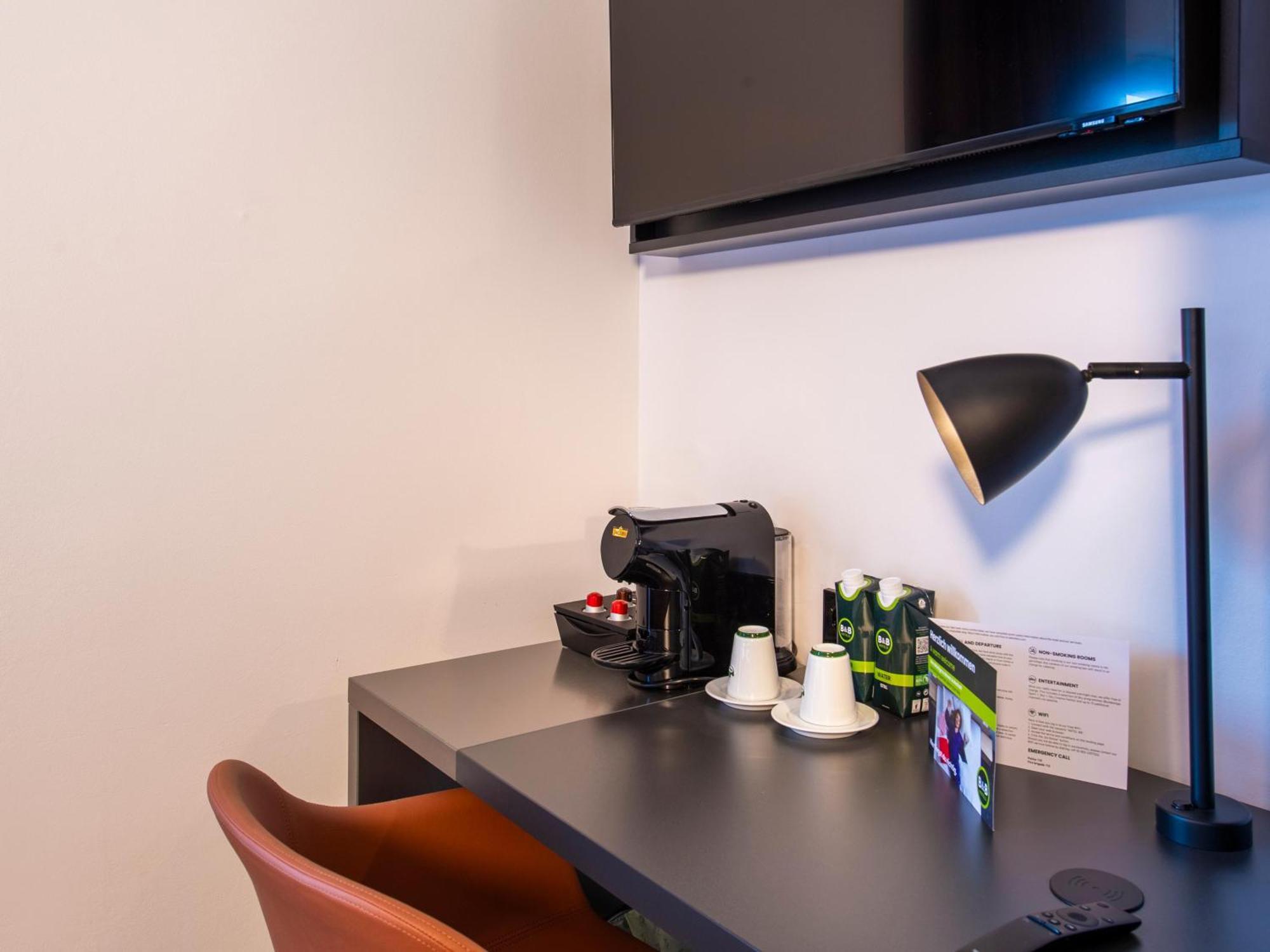 B&B Hotel Muenchen-Messe Aschheim Esterno foto