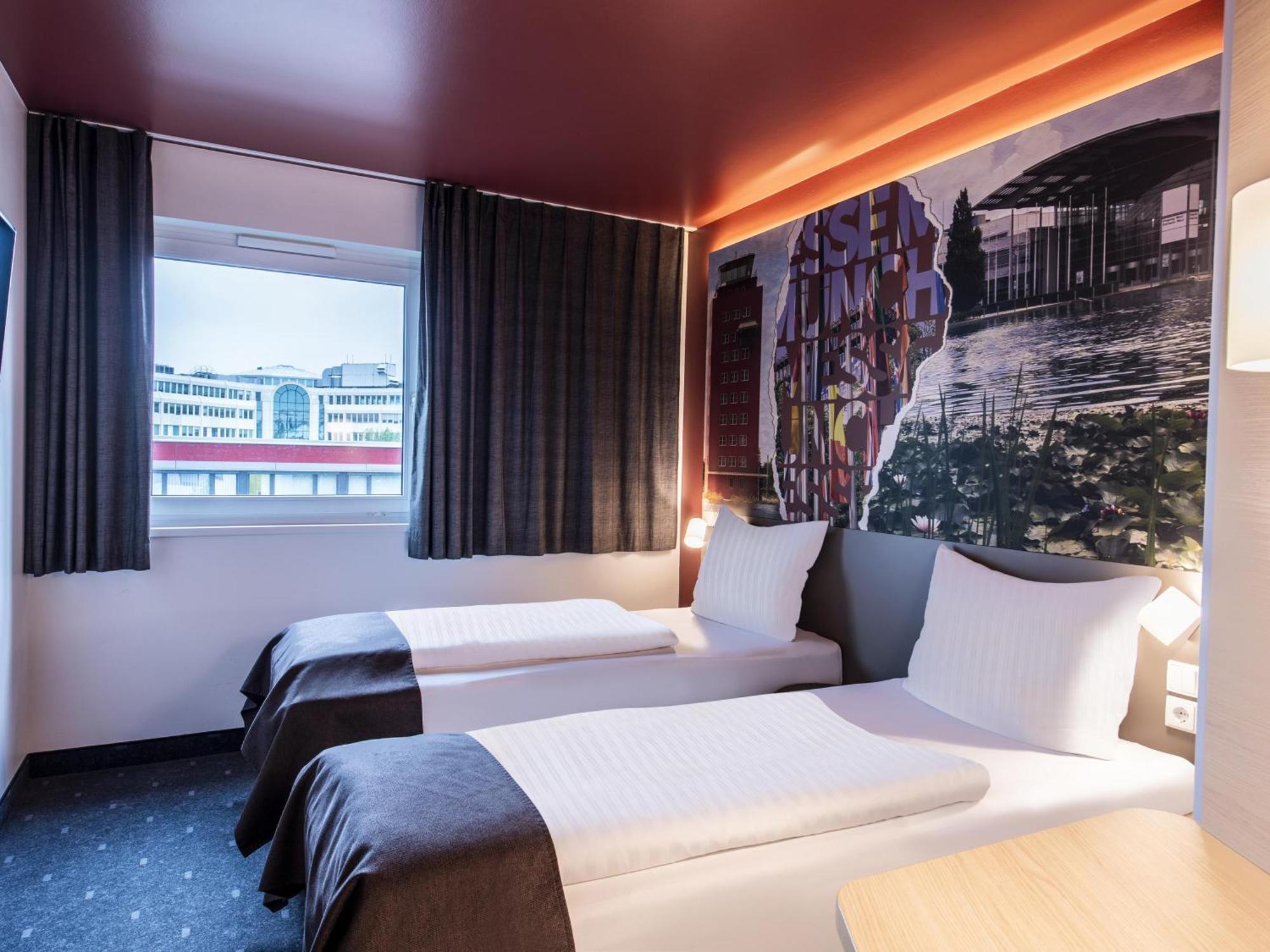 B&B Hotel Muenchen-Messe Aschheim Esterno foto